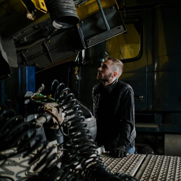 vehicle safety check - professional service in Sydney